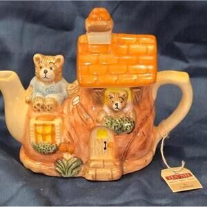 Vintage Ceramic Bear House Teapot with Lid